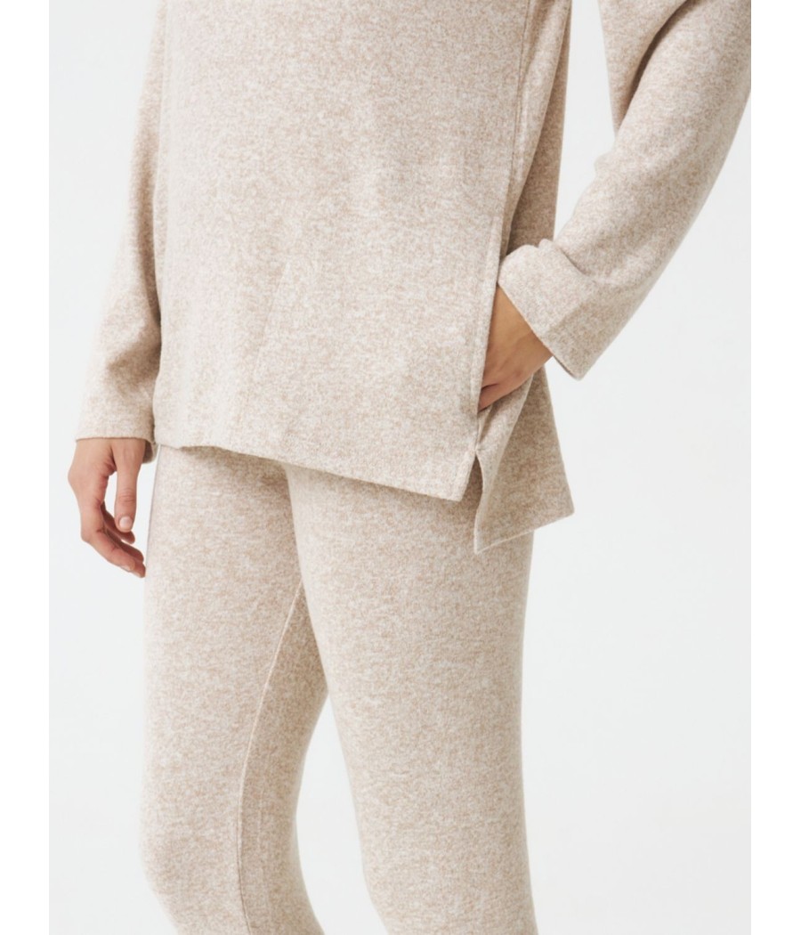 Homewear Legging mujer invierno J&J Brothers beige punto bolsillos capucha